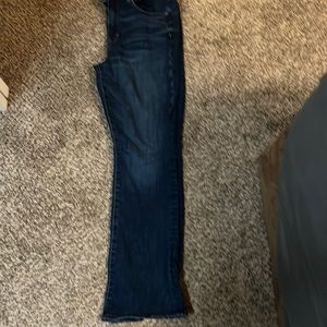 12 short American eagle jeans. Like new no rips or ware